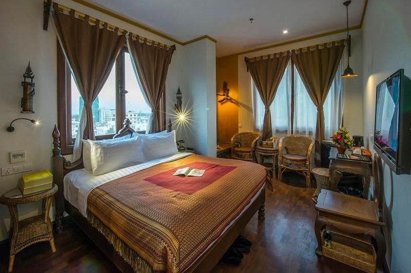 Zimmerbeispiel, Bagan King Hotel, Mandalay, Myanmar Reise